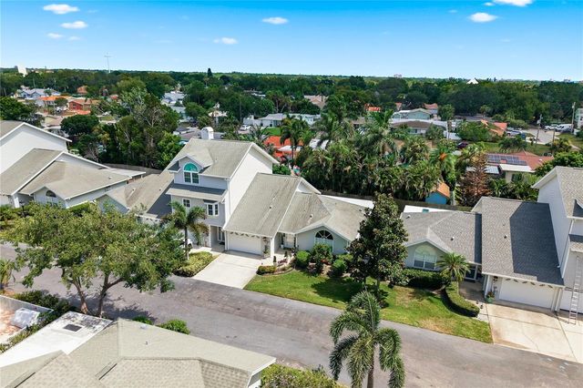 11722 CURRIE LANE H1, Largo, FL 33774
