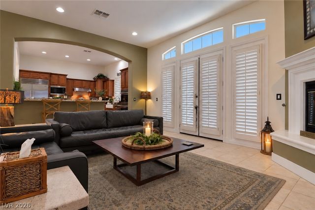 10 Caminito Amore, Henderson, NV 89011