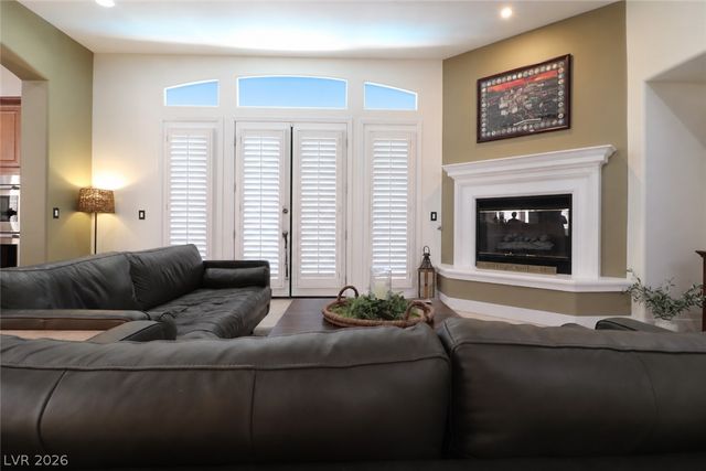 10 Caminito Amore, Henderson, NV 89011