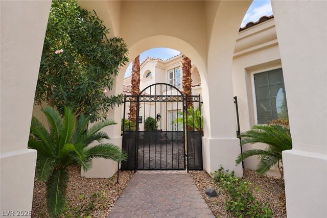 10 Caminito Amore, Henderson, NV 89011