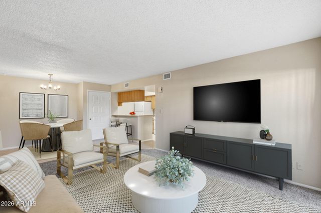 540 N MAY Street 1109, Mesa, AZ 85201