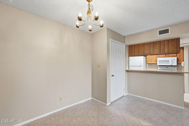 540 N MAY Street 1109, Mesa, AZ 85201