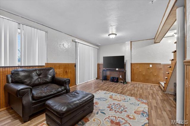 1054 Willow Brook Drive, St Louis, MO 63146