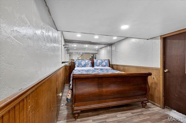 1054 Willow Brook Drive, St Louis, MO 63146