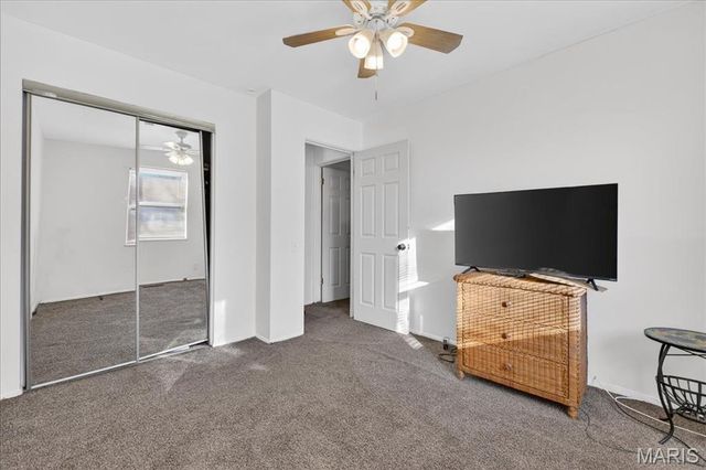 1054 Willow Brook Drive, St Louis, MO 63146