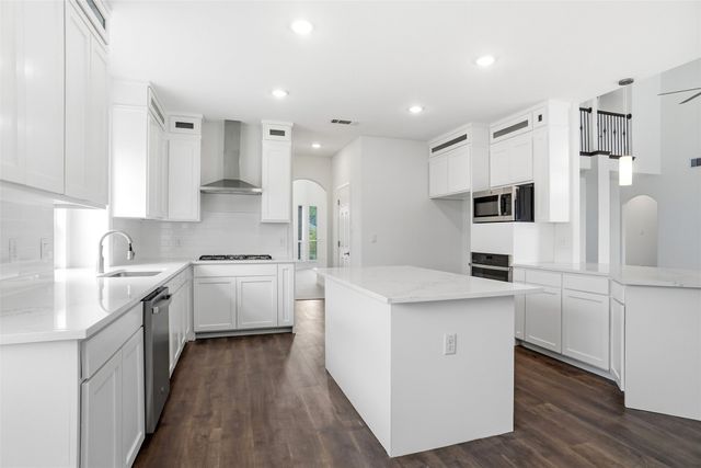 208 Wisteria Way, Red Oak, TX 75154