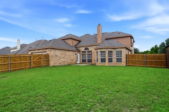 208 Wisteria Way, Red Oak, TX 75154