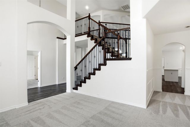 208 Wisteria Way, Red Oak, TX 75154