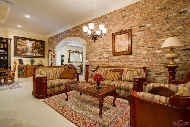 2035 W Mile 12 N Street, Weslaco, TX 78599