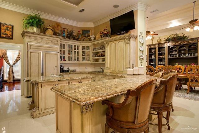 2035 W Mile 12 N Street, Weslaco, TX 78599