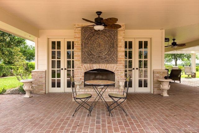 2035 W Mile 12 N Street, Weslaco, TX 78599