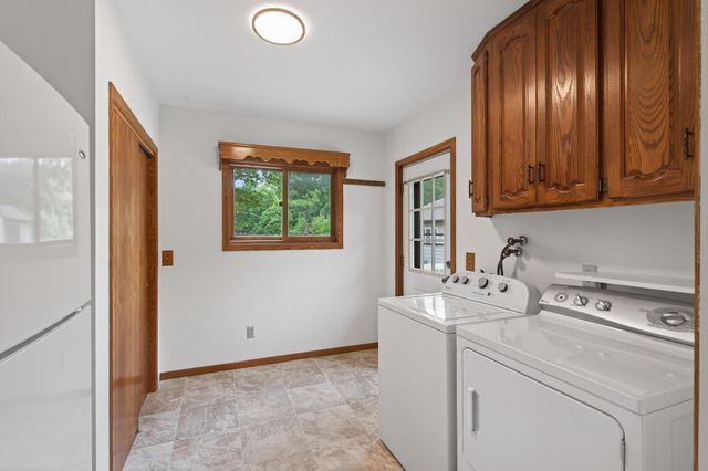 7939 Pleasant View Drive NE, Spring Lake Park, MN 55432