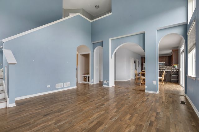 1157 Clearwater Drive, Pingree Grove, IL 60140