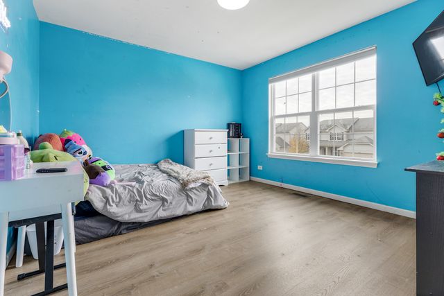 1157 Clearwater Drive, Pingree Grove, IL 60140