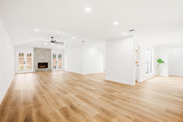 14118 Sandfield Drive, Houston, TX 77077