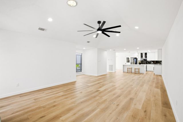 14118 Sandfield Drive, Houston, TX 77077