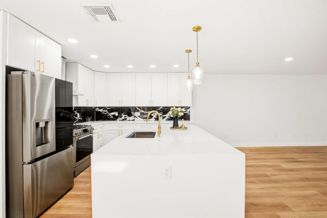 14118 Sandfield Drive, Houston, TX 77077