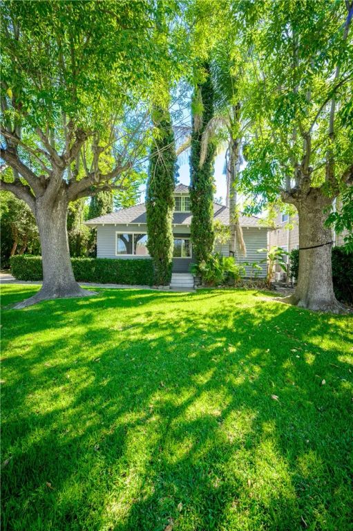 892 S Marengo, Pasadena, CA 91106