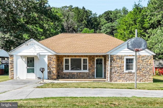 2419 GUILFORD ST, Lebanon, PA 17046