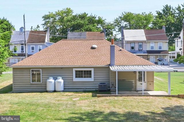 2419 GUILFORD ST, Lebanon, PA 17046