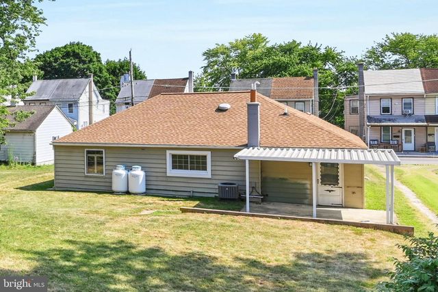 2419 GUILFORD ST, Lebanon, PA 17046