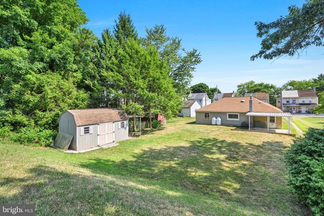 2419 GUILFORD ST, Lebanon, PA 17046