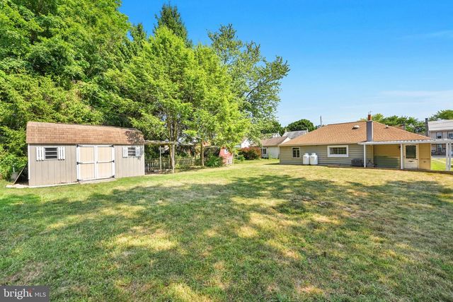 2419 GUILFORD ST, Lebanon, PA 17046