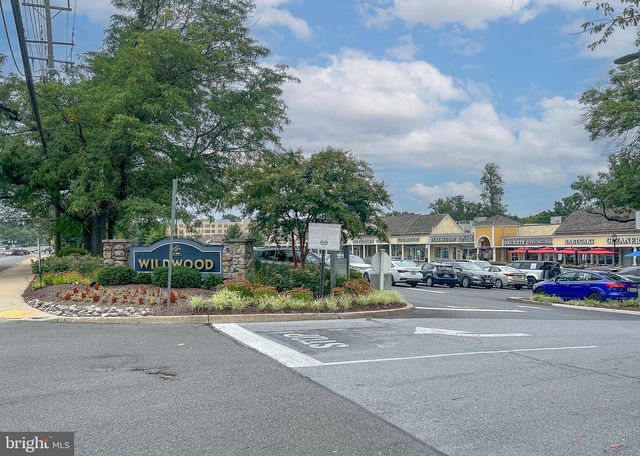 5905 LONE OAK DR, Bethesda, MD 20814