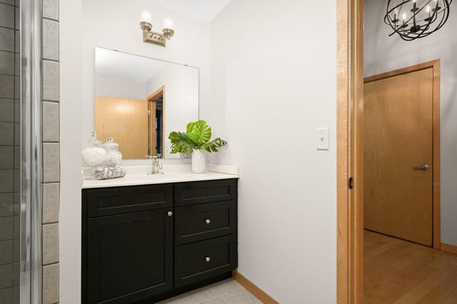 607 Washington Avenue S 204, Minneapolis, MN 55415