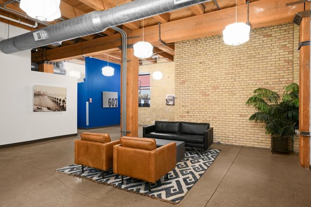 607 Washington Avenue S 204, Minneapolis, MN 55415