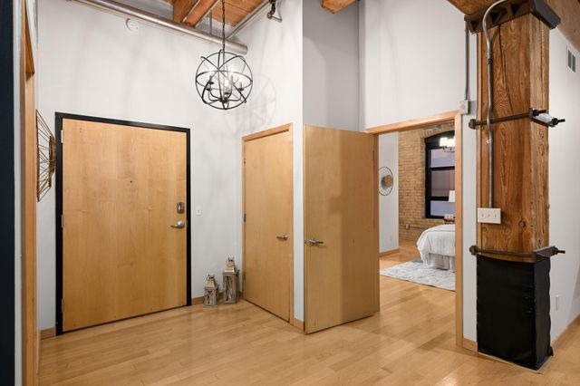 607 Washington Avenue S 204, Minneapolis, MN 55415