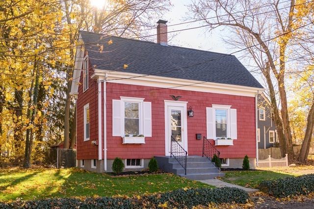 9 Bank Street, Abington, MA 02351