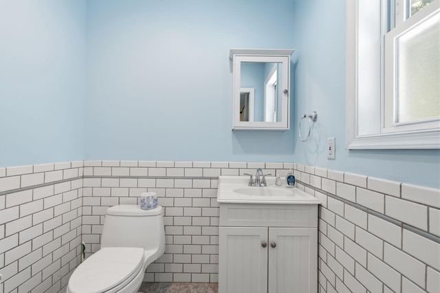 211 SHADY LN, Huntingdon Valley, PA 19006