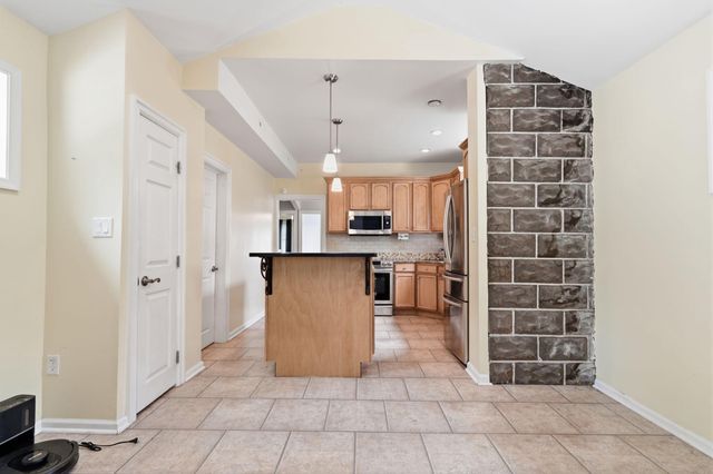 211 SHADY LN, Huntingdon Valley, PA 19006