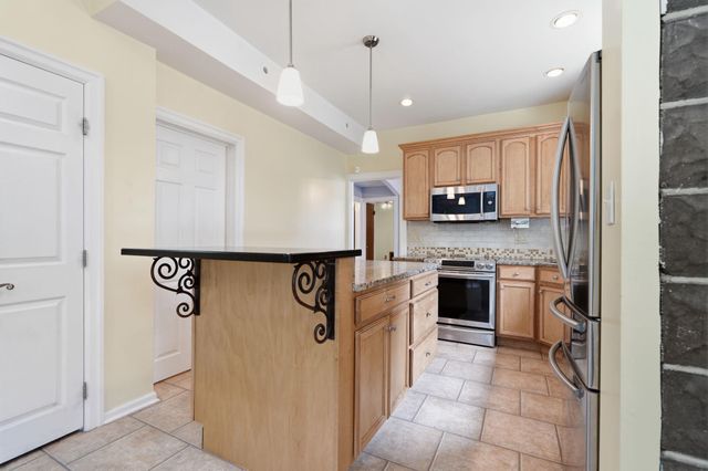 211 SHADY LN, Huntingdon Valley, PA 19006
