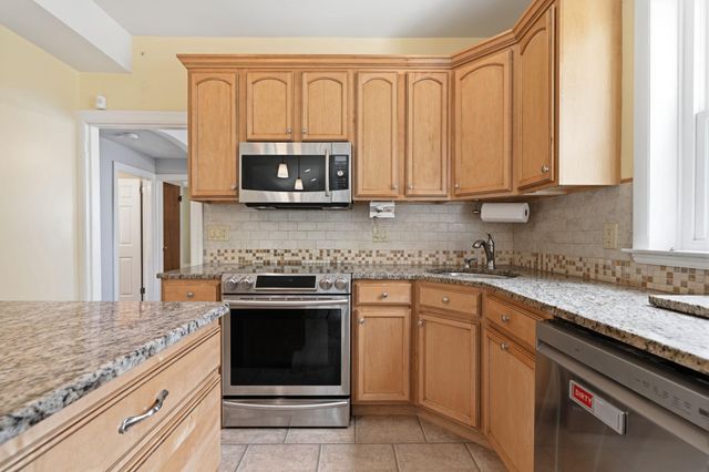 211 SHADY LN, Huntingdon Valley, PA 19006