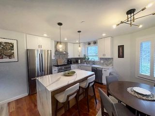 242 R Broadway 1, Somerville, MA 02145