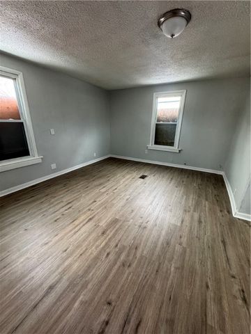 5 Laser Street, Rochester, NY 14621