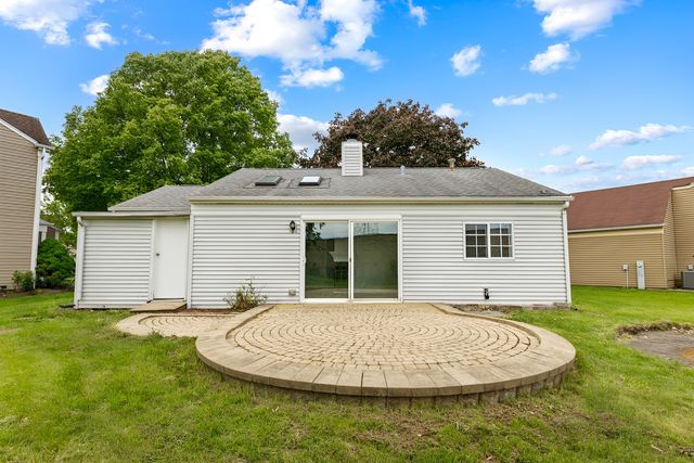 3261 Bremerton Lane, Aurora, IL 60504