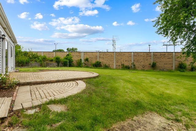 3261 Bremerton Lane, Aurora, IL 60504