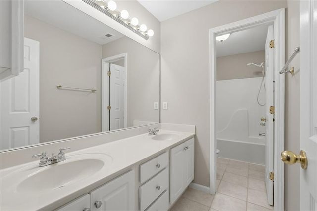 5755 P W A Drive, Cumming, GA 30041