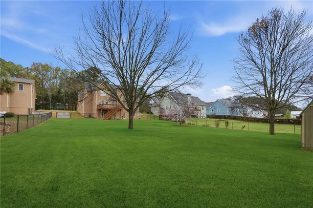 5755 P W A Drive, Cumming, GA 30041