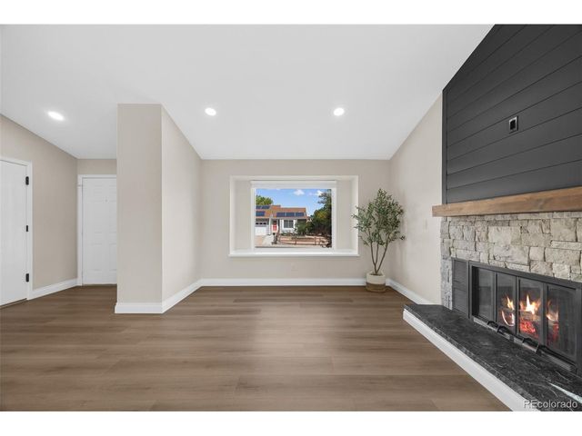 7415 Chase St, Arvada, CO 80003