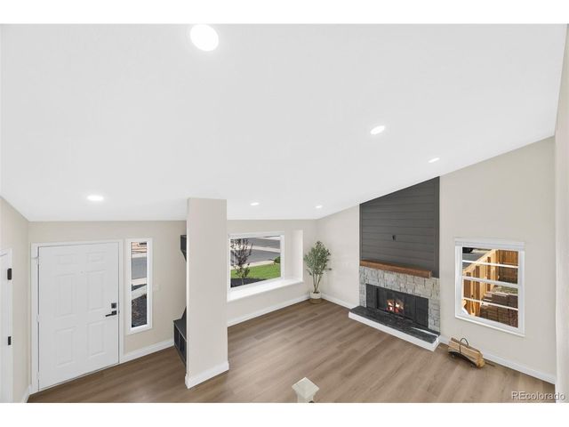 7415 Chase St, Arvada, CO 80003