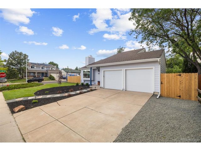 7415 Chase St, Arvada, CO 80003