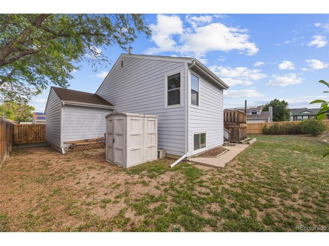 7415 Chase St, Arvada, CO 80003