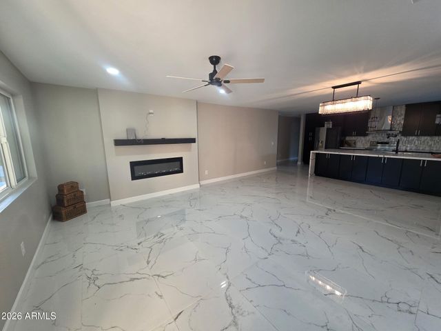 106 E EL CAMINO Drive, Phoenix, AZ 85020