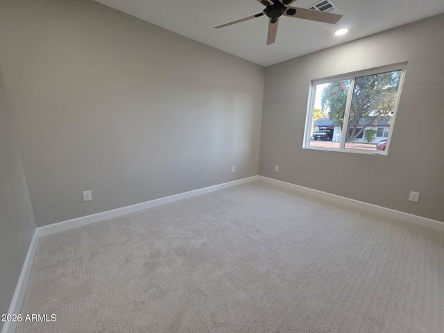 106 E EL CAMINO Drive, Phoenix, AZ 85020