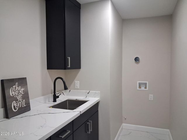 106 E EL CAMINO Drive, Phoenix, AZ 85020