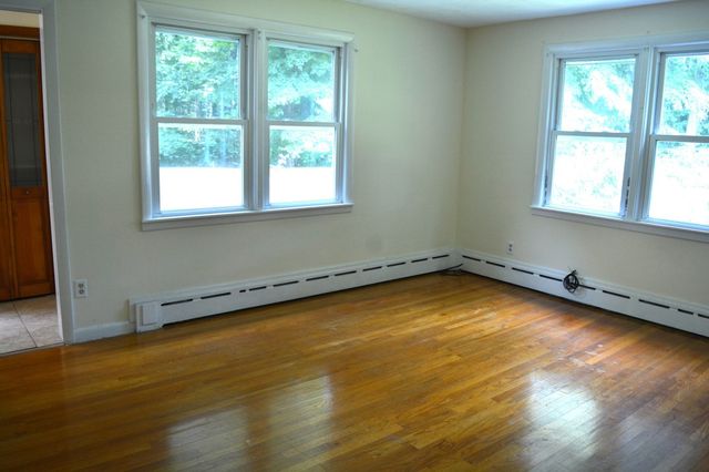 18 Highland Park Drive, West Springfield, MA 01089
